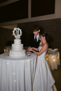 Timeless, true-to-life photography from a Catholic wedding in Indianapolis, Indiana