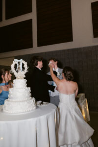 Timeless, true-to-life photography from a Catholic wedding in Indianapolis, Indiana