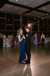 Timeless, true-to-life photography from a Catholic wedding in Indianapolis, Indiana