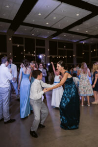 Timeless, true-to-life photography from a Catholic wedding in Indianapolis, Indiana