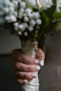 Timeless, true-to-life photography from a Catholic wedding in Indianapolis, Indiana