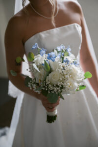 Timeless, true-to-life photography from a Catholic wedding in Indianapolis, Indiana