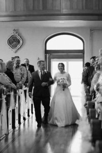 Timeless, true-to-life photography from a Catholic wedding in Indianapolis, Indiana