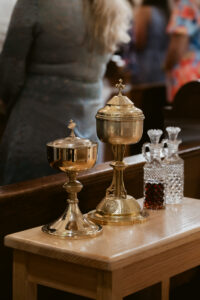 Timeless, true-to-life photography from a Catholic wedding in Indianapolis, Indiana