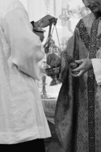 Timeless, true-to-life photography from a Catholic wedding in Indianapolis, Indiana