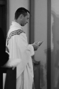 Timeless, true-to-life photography from a Catholic wedding in Indianapolis, Indiana