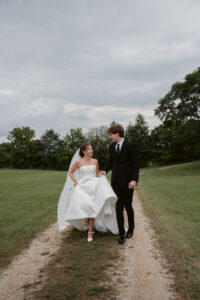 Timeless, true-to-life photography from a Catholic wedding in Indianapolis, Indiana